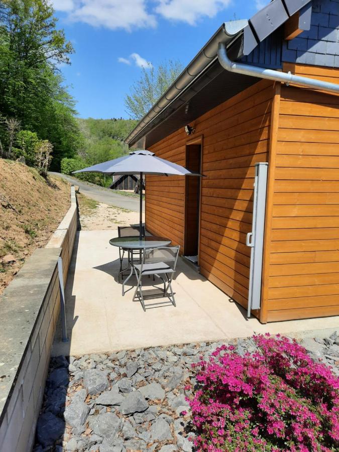 Chalet A L'Oree Du Bois Avec Parking Tournavaux Exterior foto